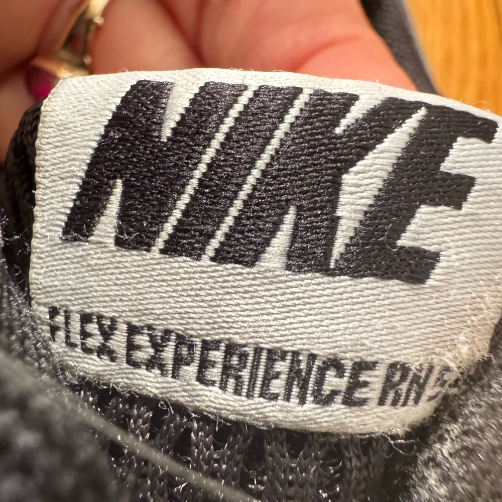 Nike Flex Experience RN5 running grey and White Athletic Shoes, size 6.5 women - Picture 12 of 12
